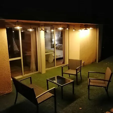 Maison d'hôtes Romantique Avec Diner Et Champagne Lachapelle-Auzac